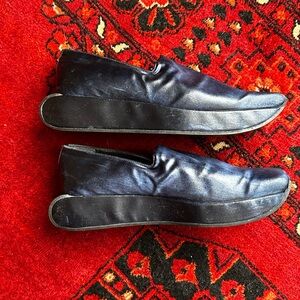 Kalliste satin platform flat 38